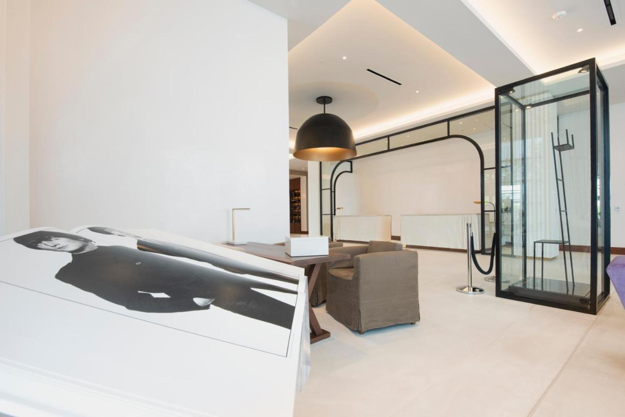 Ette Luxury Hotel & Spa Four Corners エクステリア 写真 The interior of the new building