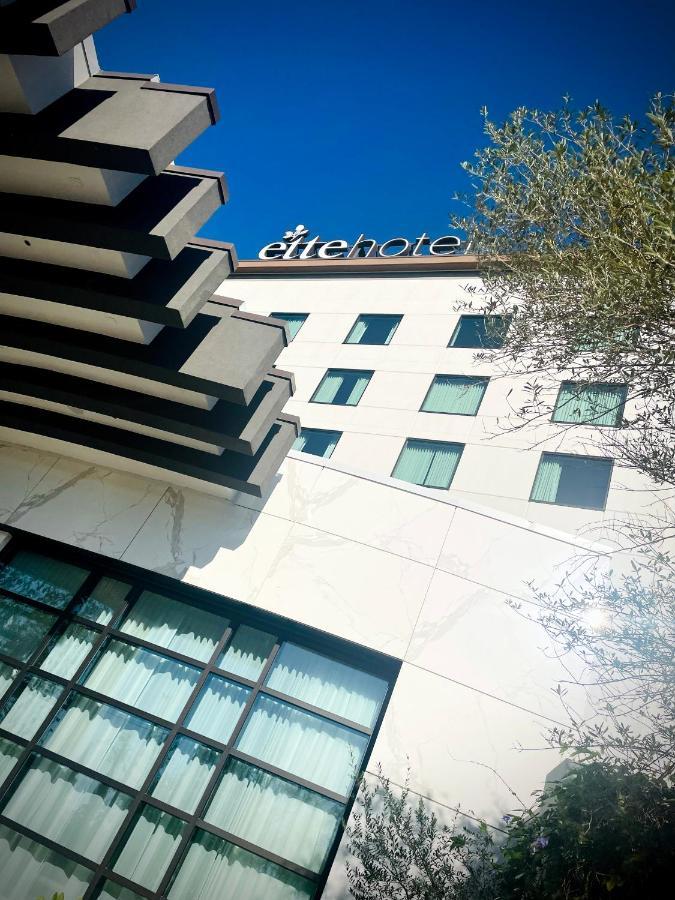 Ette Luxury Hotel & Spa Four Corners エクステリア 写真 Hôtel ette